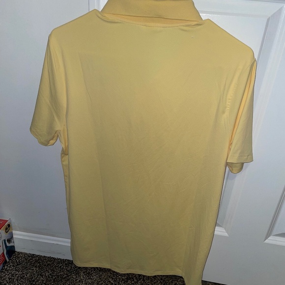 Polo All in Motion Men’s Size medium yellow NWT - Picture 2 of 6